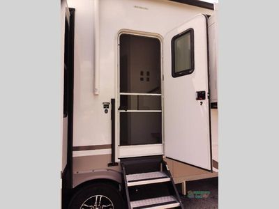 2026 Alliance RV Paradigm - Photo 8