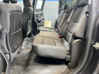 2015 Chevrolet Silverado 1500 — photo 18 view