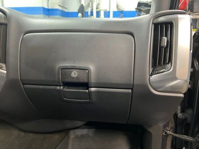 2015 Chevrolet Silverado 1500 — photo 12 view