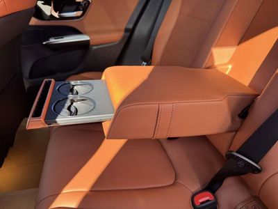 2026 Mercedes-Benz GLC — photo 31 view