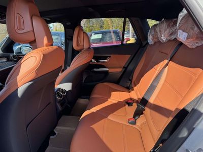 2026 Mercedes-Benz GLC — photo 30 view
