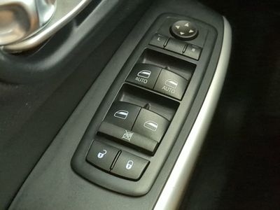 2017 Jeep Cherokee - Photo 30