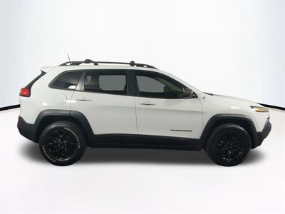 2017 Jeep Cherokee - Photo 4