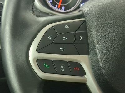 2017 Jeep Cherokee - Photo 31