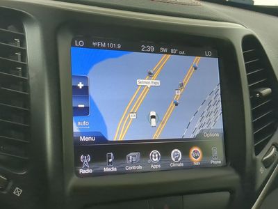2017 Jeep Cherokee - Photo 26