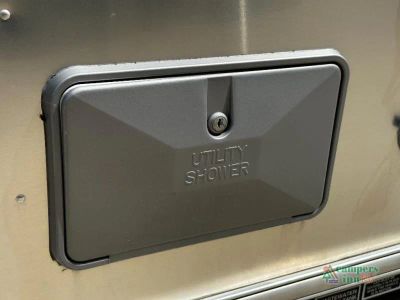2010 Airstream Sport — photo 10 view