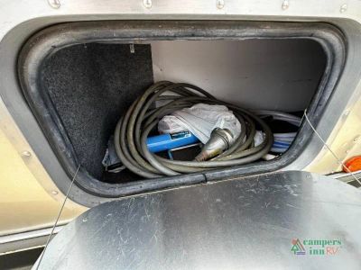 2010 Airstream Sport — photo 12 view