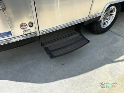 2010 Airstream Sport — photo 8 view