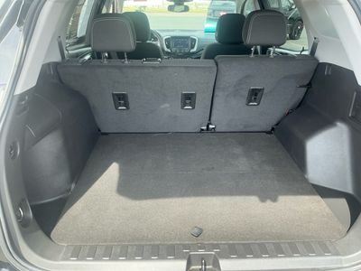 2023 GMC Terrain - Photo 17