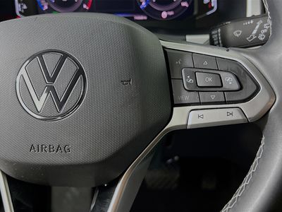 2022 Volkswagen Atlas Cross Sport - Photo 17