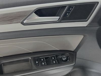 2022 Volkswagen Atlas Cross Sport - Photo 14