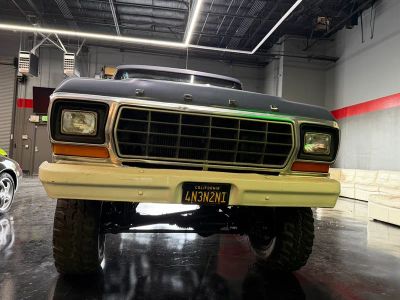 1979 Ford Bronco — side profile view