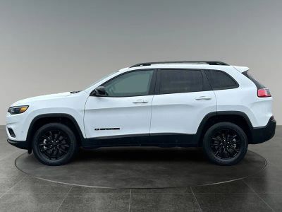 2023 Jeep Cherokee — detail view