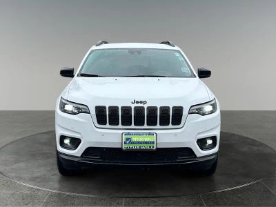 2023 Jeep Cherokee — side profile view