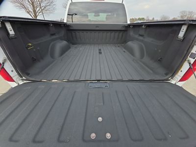 2010 Chevrolet Silverado 1500 — photo 17 view