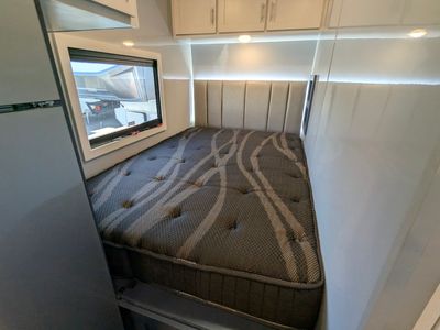 2026 IROK Trailers IROK LUXE — photo 21 view