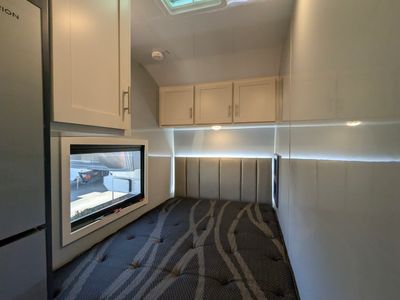 2026 IROK Trailers IROK LUXE — photo 9 view