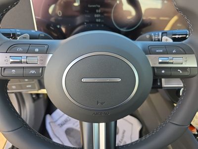 2025 Hyundai Sonata - Photo 15