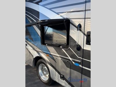 2024 Thor Motor Coach Magnitude - Photo 14