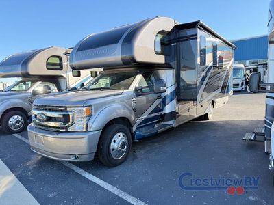 2024 Thor Motor Coach Magnitude - Photo 3
