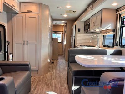 2024 Thor Motor Coach Magnitude - Photo 6