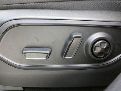 2026 Jeep Grand Cherokee — photo 21 view