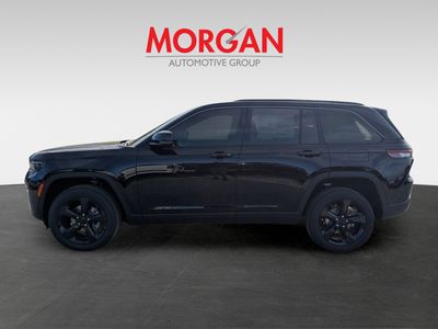 2026 Jeep Grand Cherokee — engine compartment view