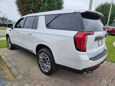 2024 GMC Yukon XL — detail view