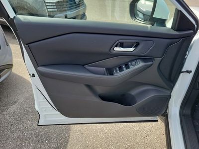 2026 Nissan Rogue — detail view