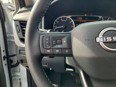 2026 Nissan Rogue — photo 11 view
