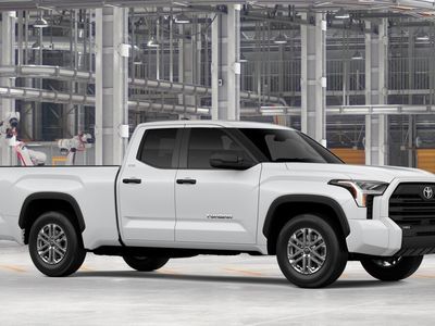 2026 Toyota Tundra — photo 14 view