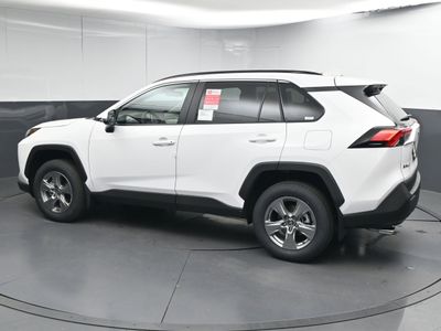 2025 Toyota RAV4 XLE SUV - Photo 6