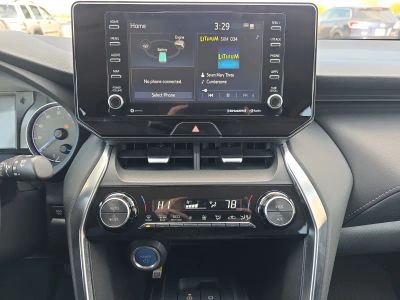 2022 Toyota Venza - Photo 11