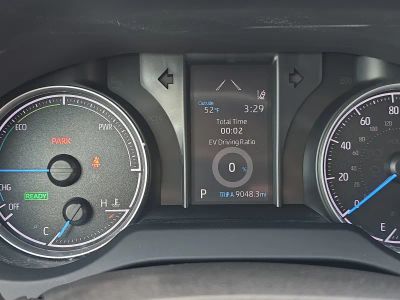 2022 Toyota Venza - Photo 10