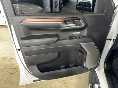 2024 GMC Sierra 1500 — photo 16 view