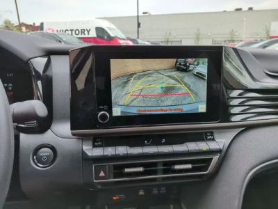 2026 Toyota Camry - Photo 18