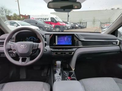 2026 Toyota Camry - Photo 11
