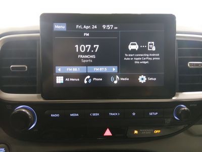 2025 Hyundai Venue — photo 17 view