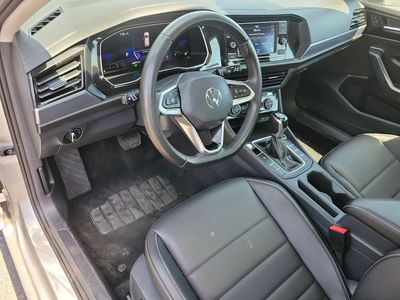 2024 Volkswagen Jetta - Photo 4