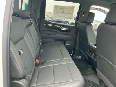 2026 Chevrolet Silverado 1500 - Photo 18