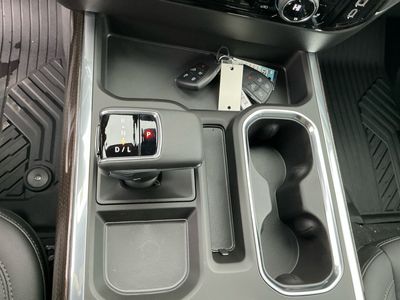 2026 Chevrolet Silverado 1500 - Photo 13