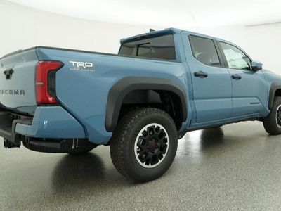 2026 Toyota Tacoma — photo 17 view