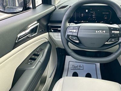 2026 Kia Sportage Hybrid — photo 24 view