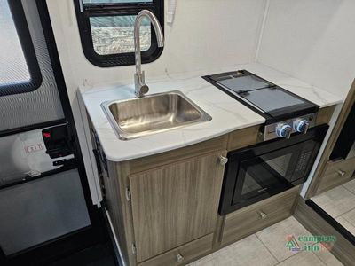 2026 Coachmen RV Freelander - Photo 22