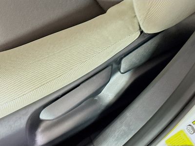 2025 Toyota Corolla — photo 13 view