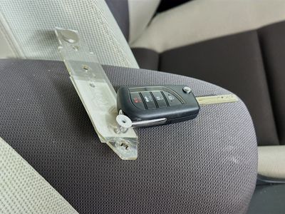 2025 Toyota Corolla — photo 32 view