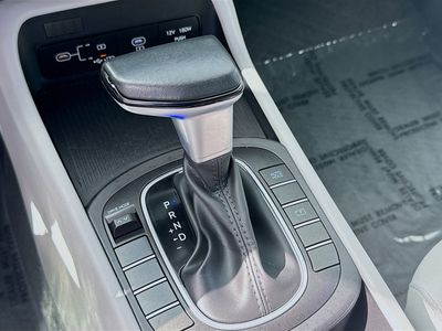 2025 Hyundai Kona - Photo 15