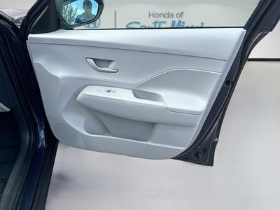 2025 Hyundai Kona - Photo 33