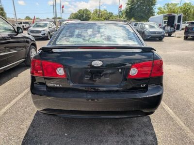 2008 Kia Optima — side profile view