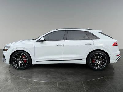 2021 Audi Q8 — detail view